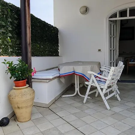 公寓 Gigi Centralissimo Ischia 拉科阿梅诺