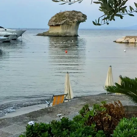 Gigi Centralissimo Ischia 拉科阿梅诺